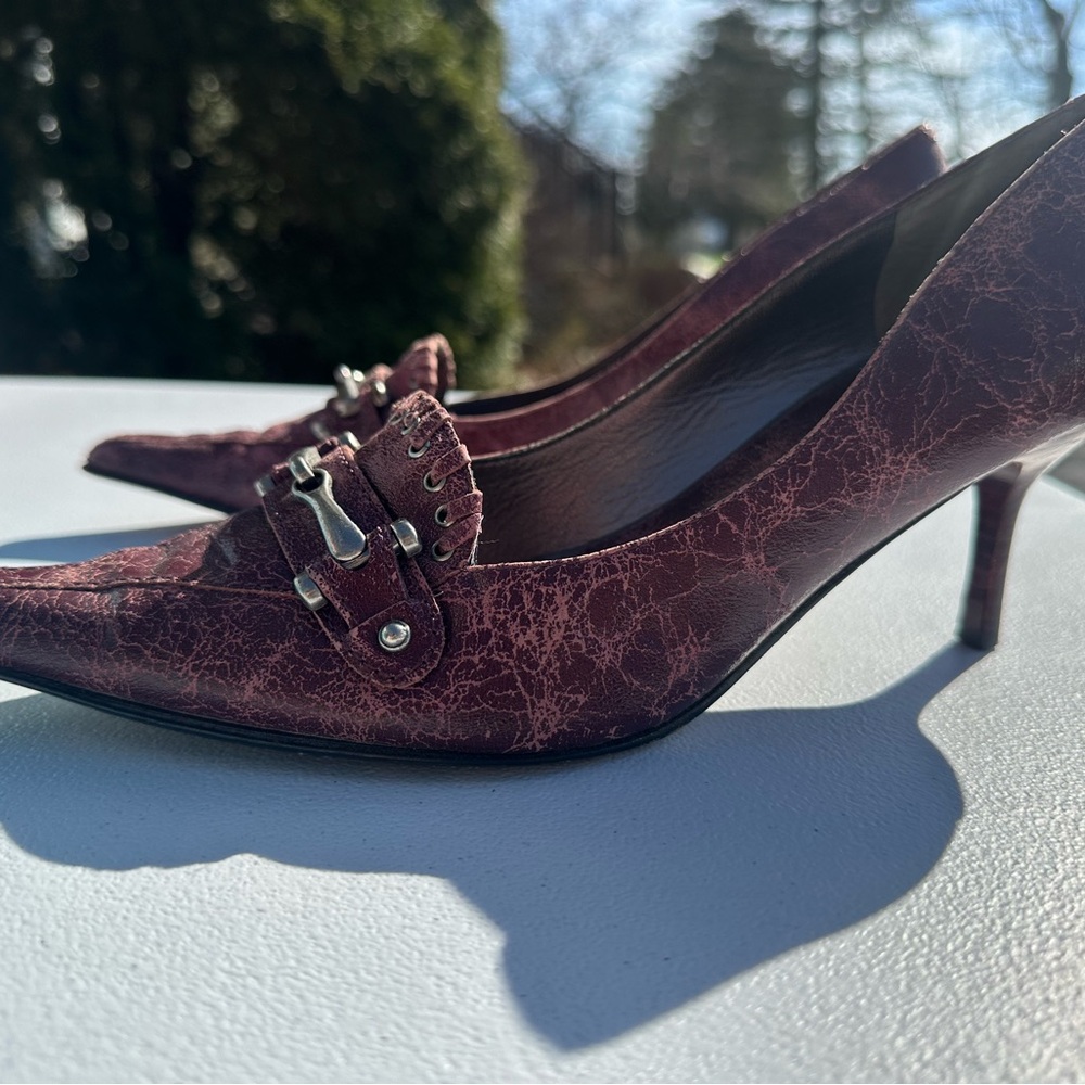 Nine West Maroon Textured Heels
